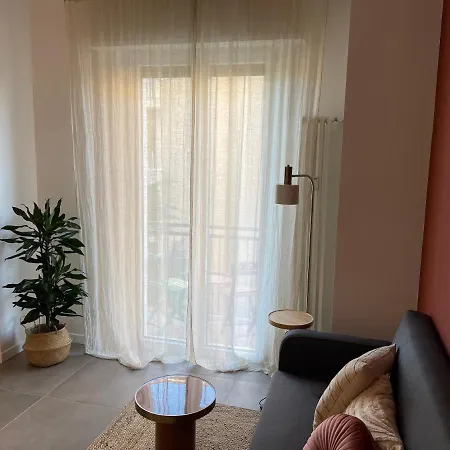 Verhome Apartment *